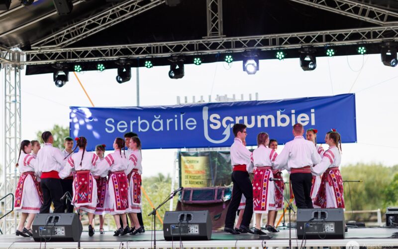 festivalul-scrumbiei-aGBh