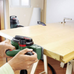 Rindeaua electrică: scula care poate transforma rapid o bucată de lemn într-o piesă bine finisată